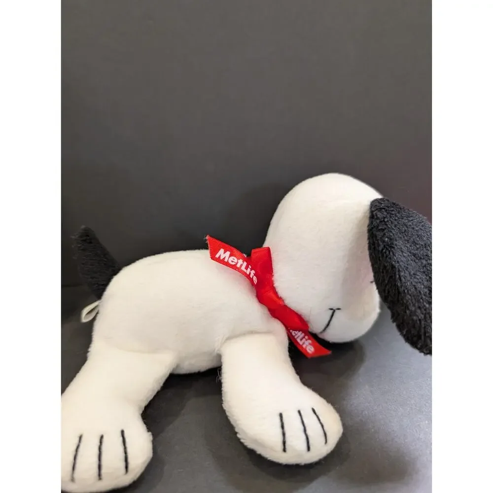 Peanuts one snoopy